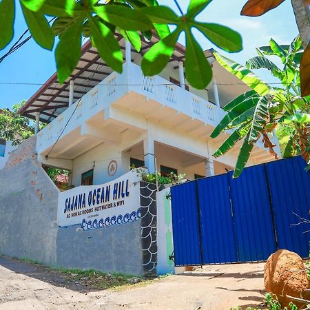 ミリッサ Sajana Ocean Hill Bed & Breakfast エクステリア 写真