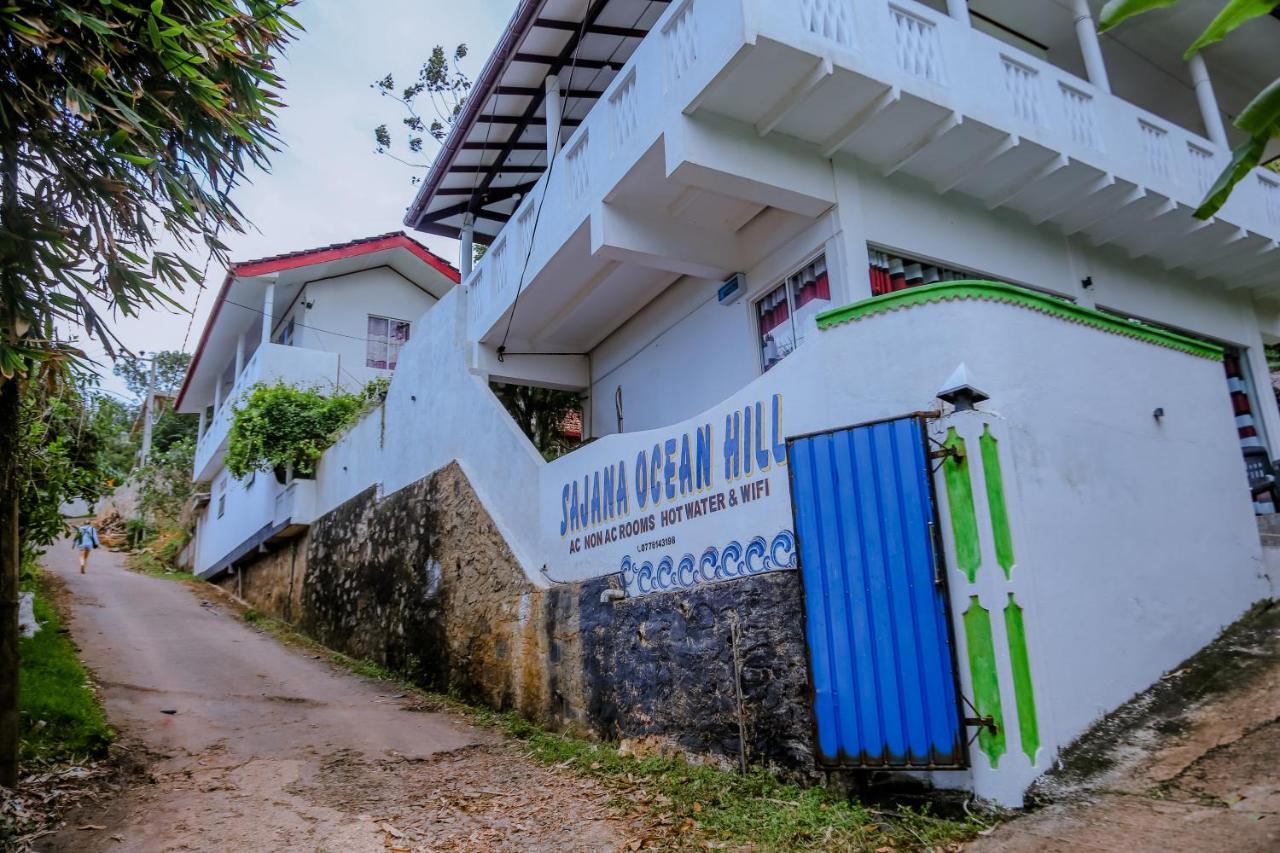 ミリッサ Sajana Ocean Hill Bed & Breakfast エクステリア 写真