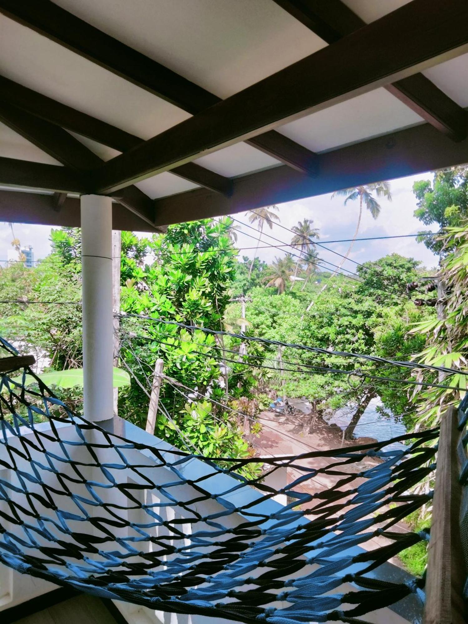 ミリッサ Sajana Ocean Hill Bed & Breakfast 部屋 写真